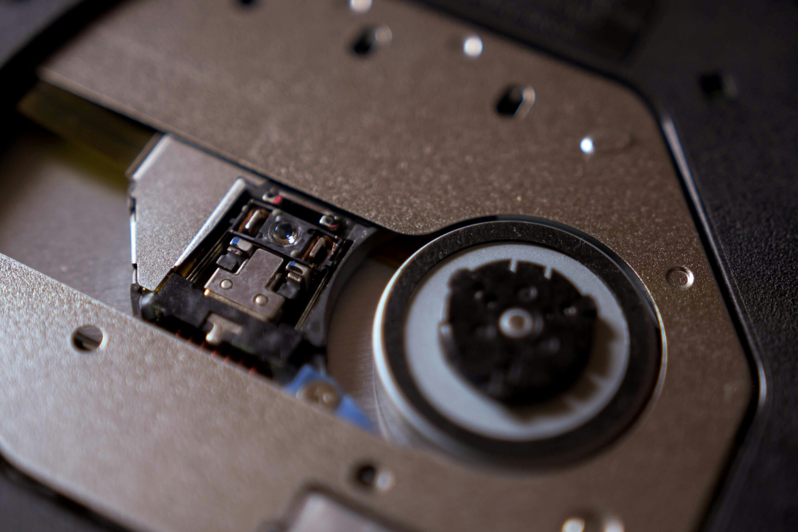 ขั้นตอนการติดตั้ง ssd แบบ m.2 สำหรับมือใหม่ทำเองได้